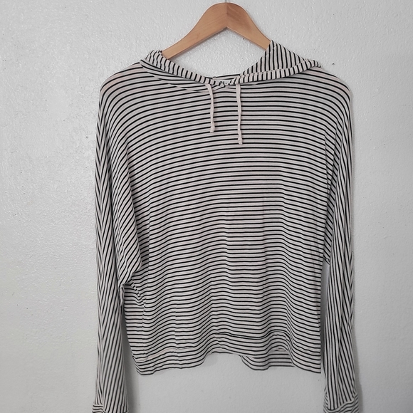 Forever 21 Tops - Forever 21 Athleisure Black and White Casual  Striped Hoodie